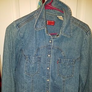 Levis button down